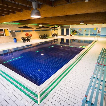 Vakantiepark 'T Broeckhuys Hotel Ewijk Kültér fotó