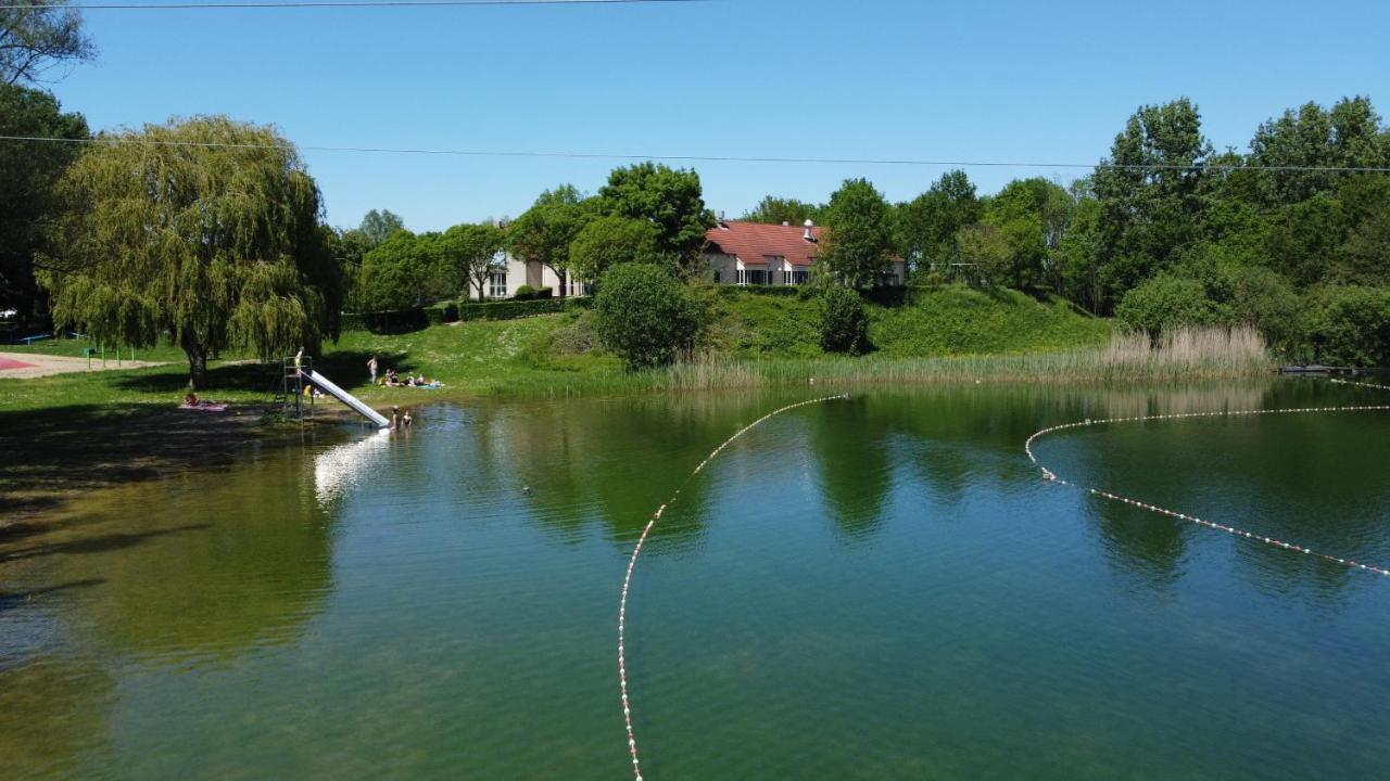 Vakantiepark 'T Broeckhuys Hotel Ewijk Kültér fotó