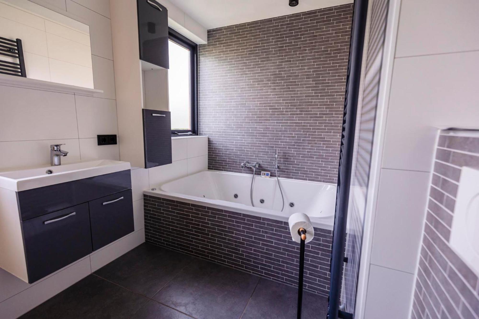 Vakantiepark 'T Broeckhuys Hotel Ewijk Szoba fotó