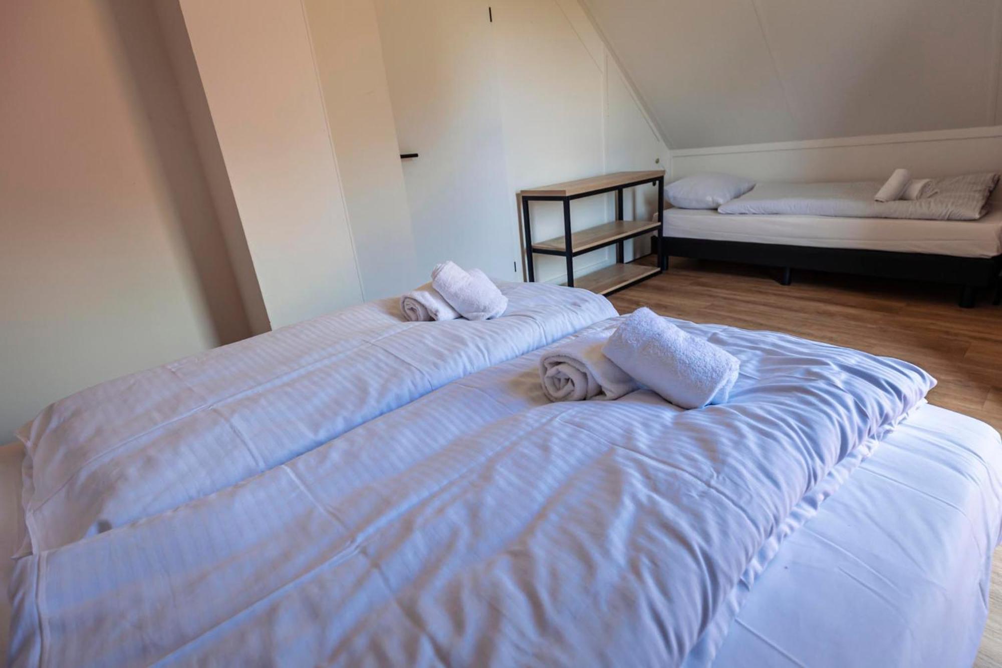 Vakantiepark 'T Broeckhuys Hotel Ewijk Szoba fotó