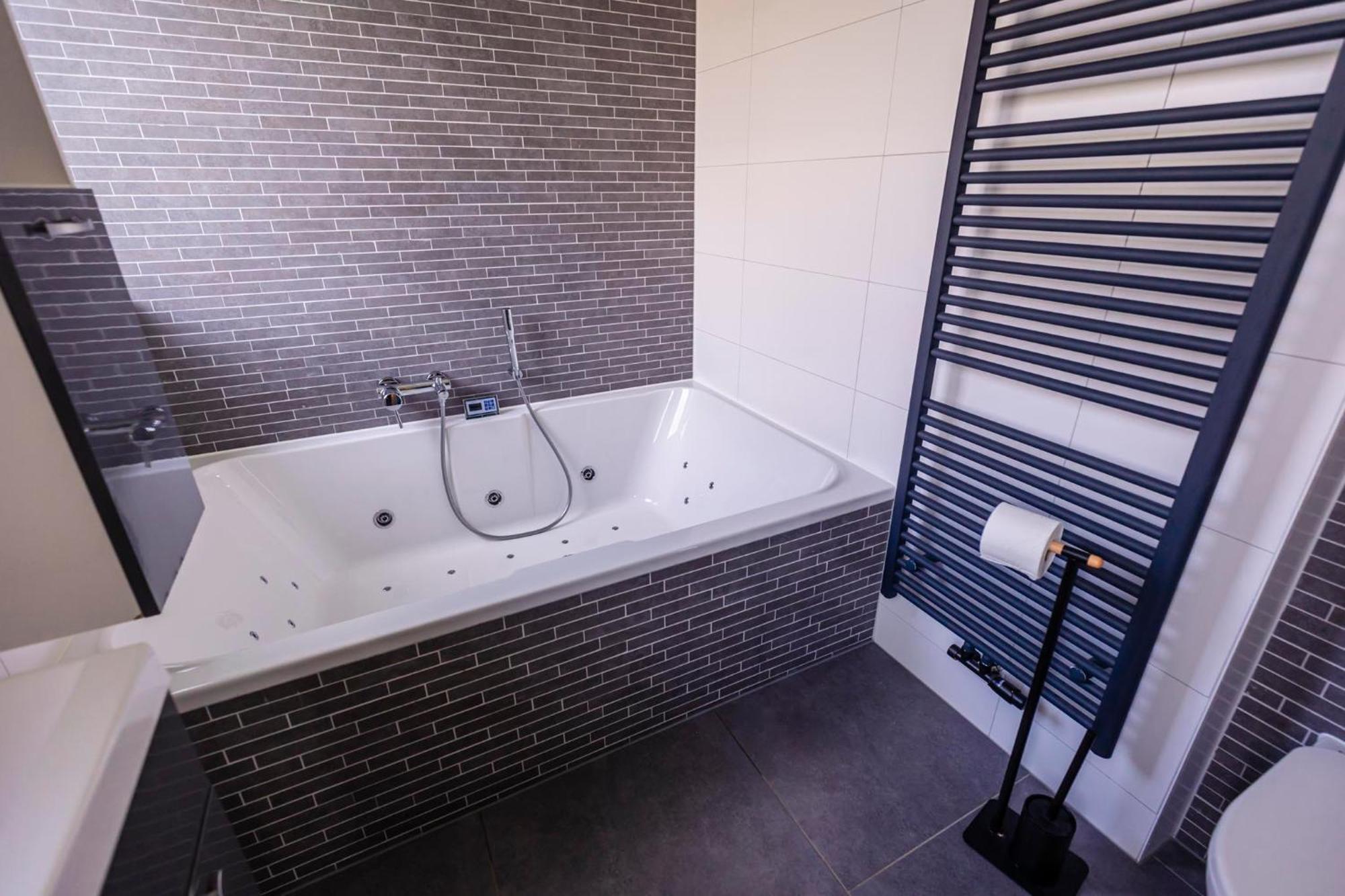 Vakantiepark 'T Broeckhuys Hotel Ewijk Szoba fotó